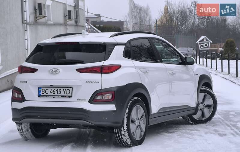 Внедорожник / Кроссовер Hyundai Kona 2021 в Львове
