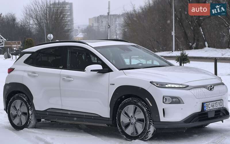 Внедорожник / Кроссовер Hyundai Kona 2021 в Львове