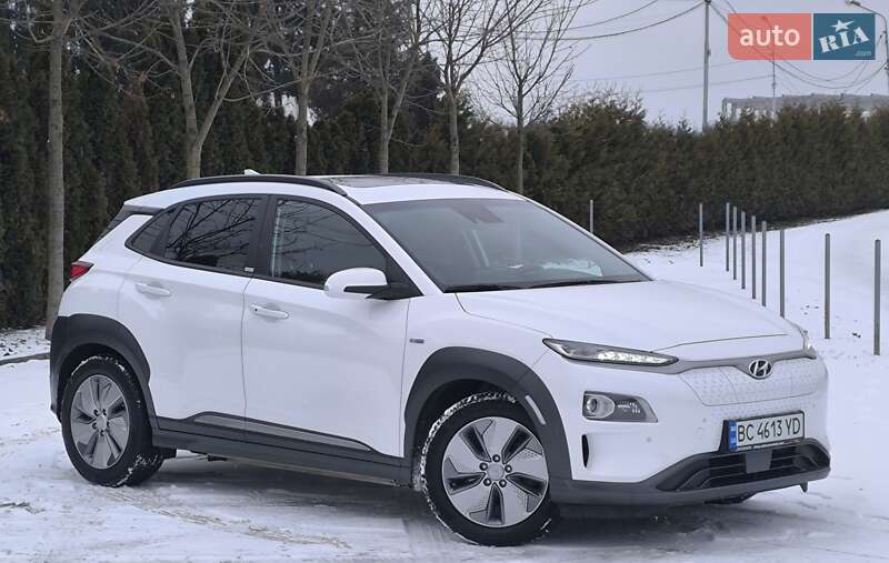 Внедорожник / Кроссовер Hyundai Kona 2021 в Львове
