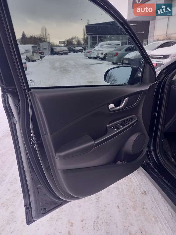 Позашляховик / Кросовер Hyundai Kona 2023 в Полтаві