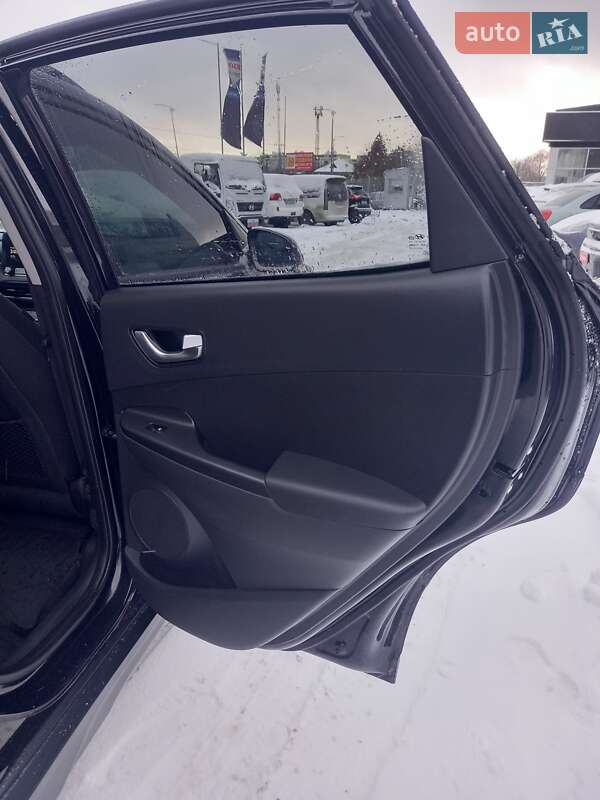 Позашляховик / Кросовер Hyundai Kona 2023 в Полтаві