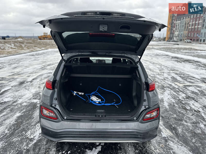 Внедорожник / Кроссовер Hyundai Kona 2020 в Ровно