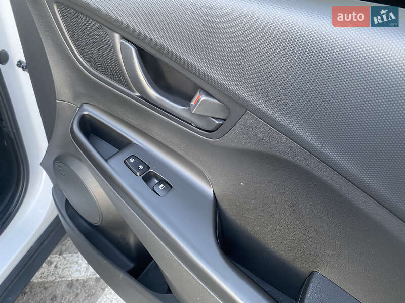 Внедорожник / Кроссовер Hyundai Kona 2021 в Одессе фото 26 Внедорожник / Кроссовер Hyundai Kona 2021 в Одессе