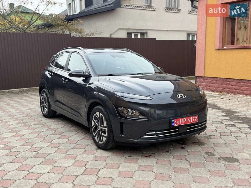 Внедорожник / Кроссовер Hyundai Kona 2022 в Ровно