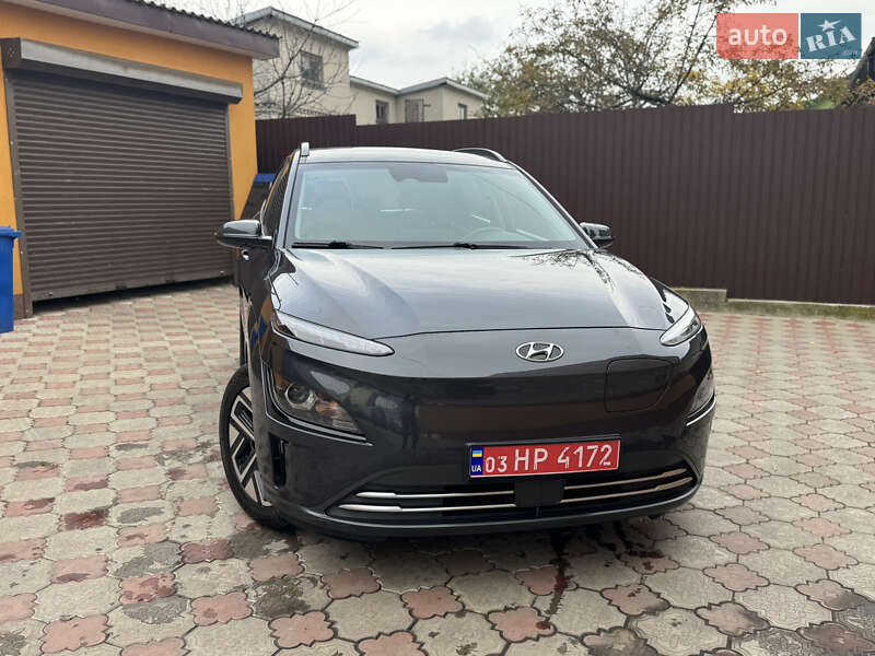 Внедорожник / Кроссовер Hyundai Kona 2022 в Ровно