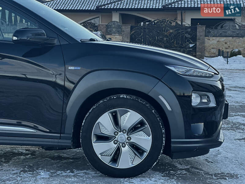 Внедорожник / Кроссовер Hyundai Kona 2020 в Ровно