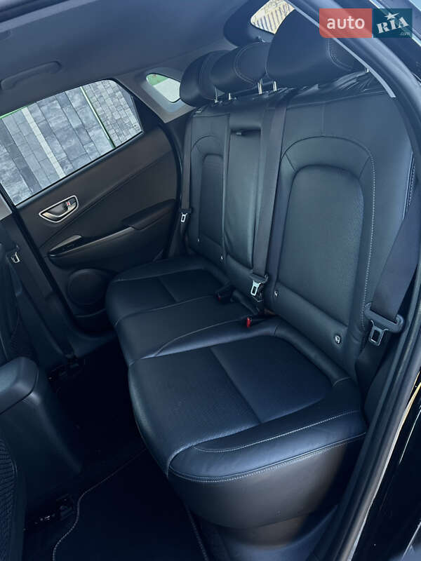 Внедорожник / Кроссовер Hyundai Kona 2020 в Ровно