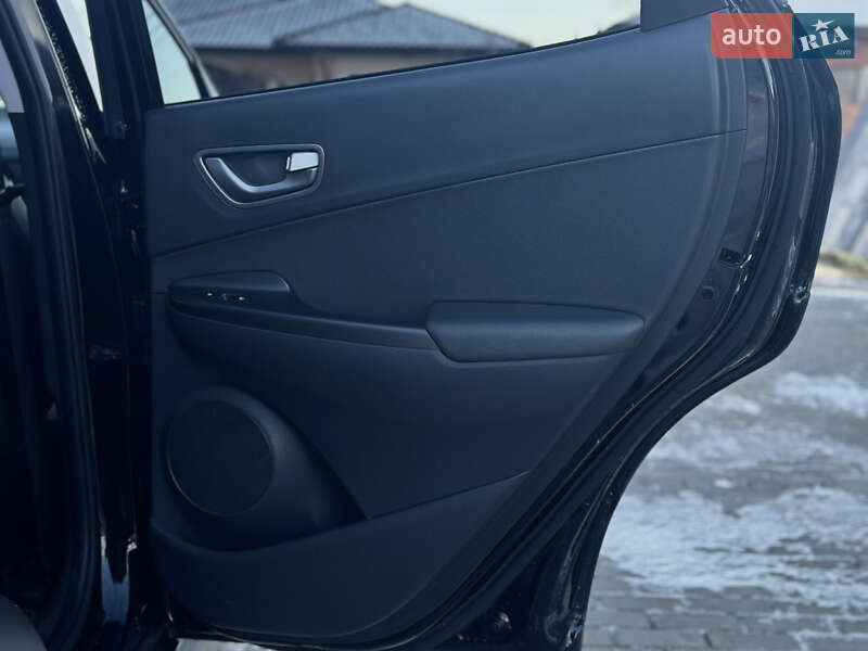 Внедорожник / Кроссовер Hyundai Kona 2020 в Ровно