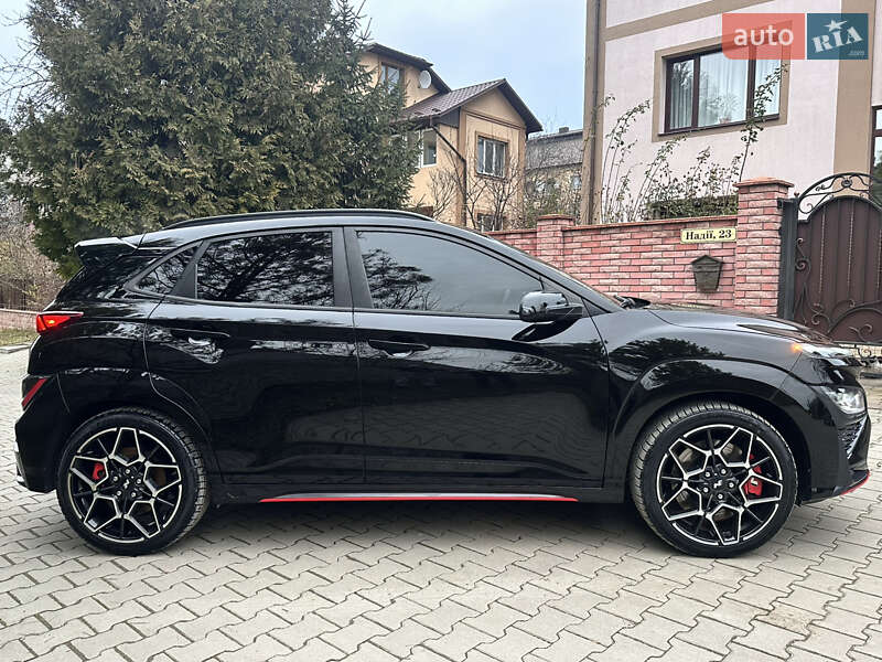 Внедорожник / Кроссовер Hyundai Kona 2021 в Тернополе
