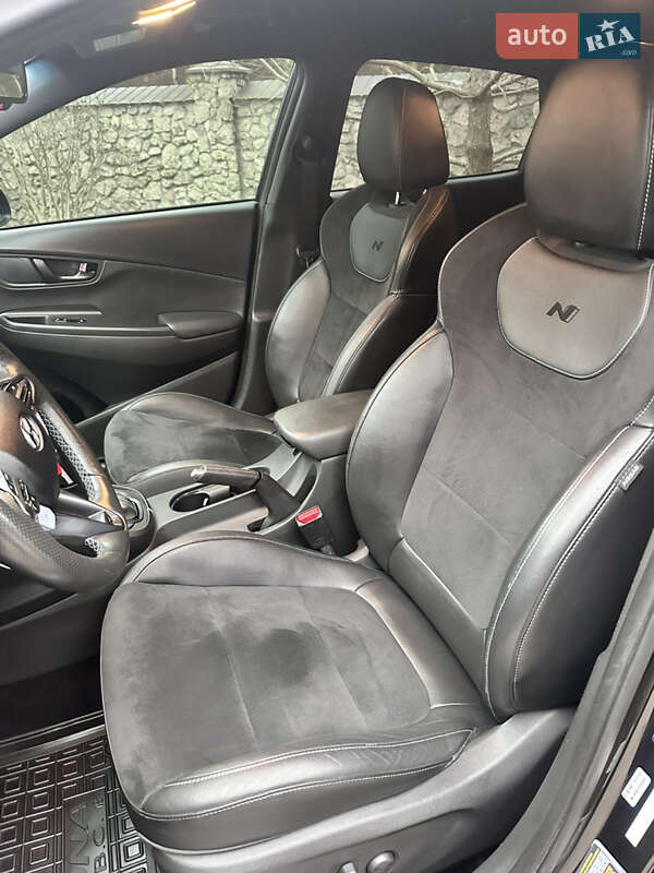 Внедорожник / Кроссовер Hyundai Kona 2021 в Тернополе