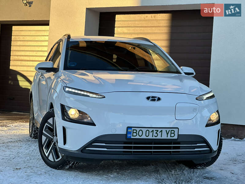 Внедорожник / Кроссовер Hyundai Kona 2021 в Тернополе