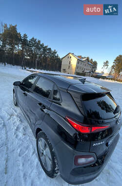 Позашляховик / Кросовер Hyundai Kona 2020 в Новояворівську