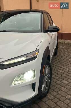 Позашляховик / Кросовер Hyundai Kona 2019 в Ужгороді