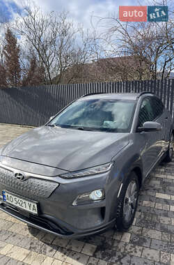 Внедорожник / Кроссовер Hyundai Kona 2019 в Сваляве