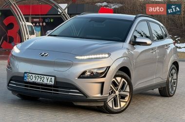 Внедорожник / Кроссовер Hyundai Kona 2022 в Тернополе