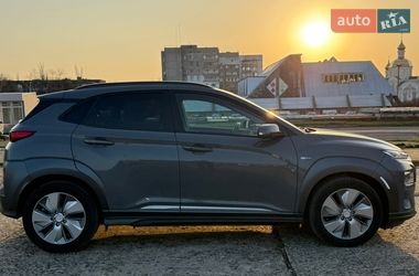 Внедорожник / Кроссовер Hyundai Kona 2019 в Южноукраинске
