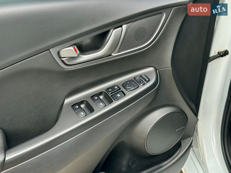 Внедорожник / Кроссовер Hyundai Kona 2018 в Виннице