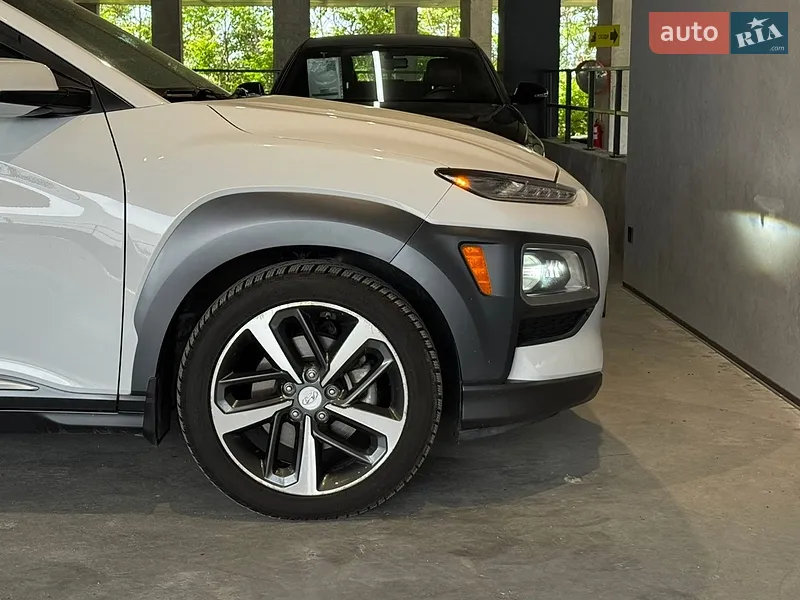 Hyundai Kona 2018 VIN KM8K3CA56JU090370 фото оголошення 4 з 69