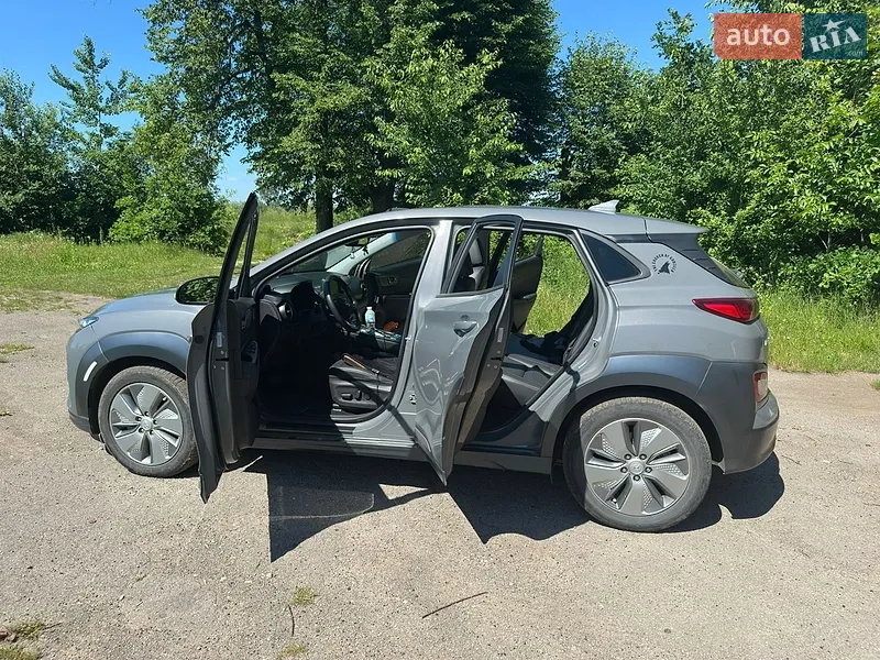Hyundai Kona 2021 VIN KM8K33AG4MU130922 фото оголошення 24 з 74