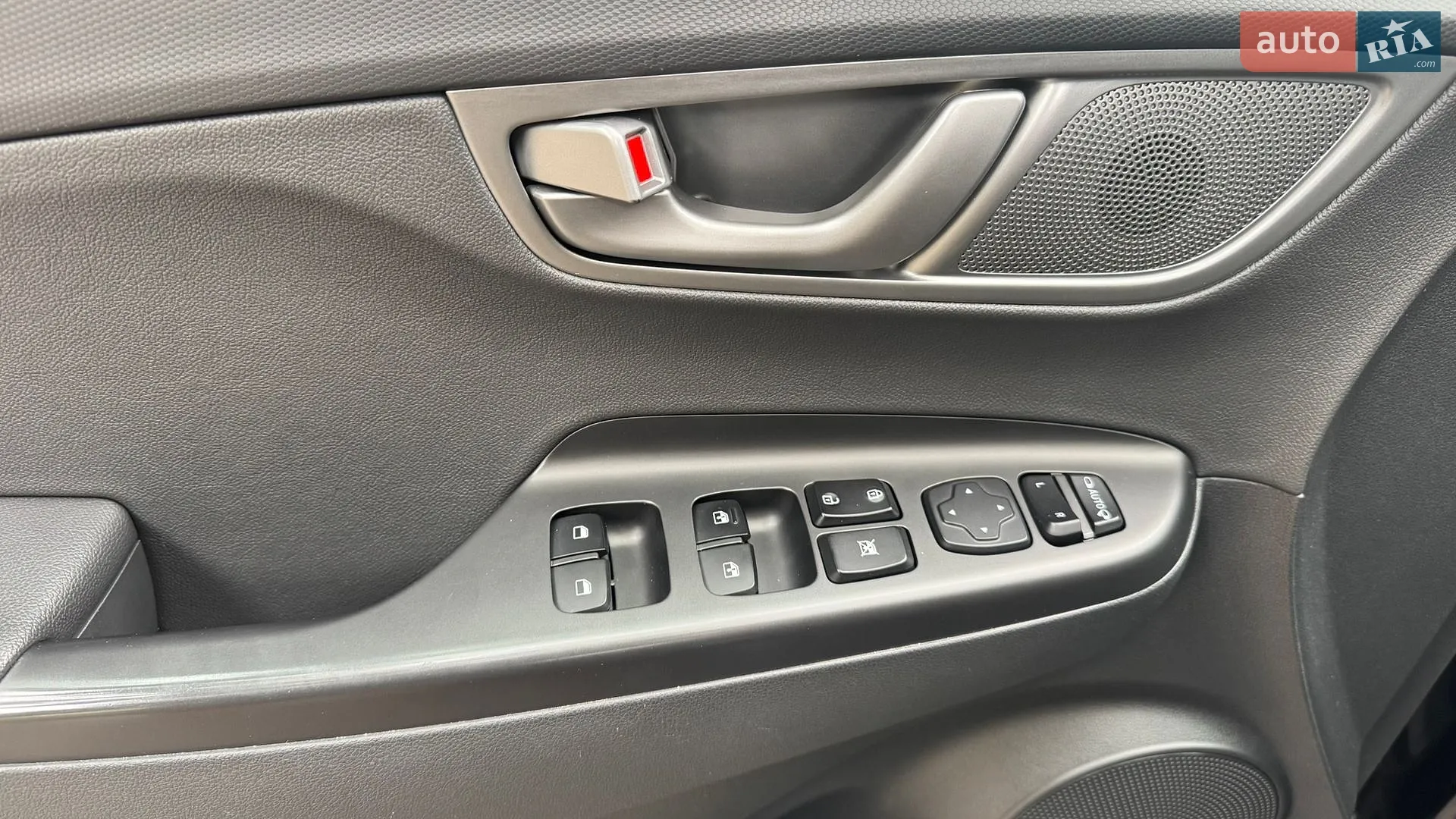 2020 Hyundai Kona - мініатюра 8