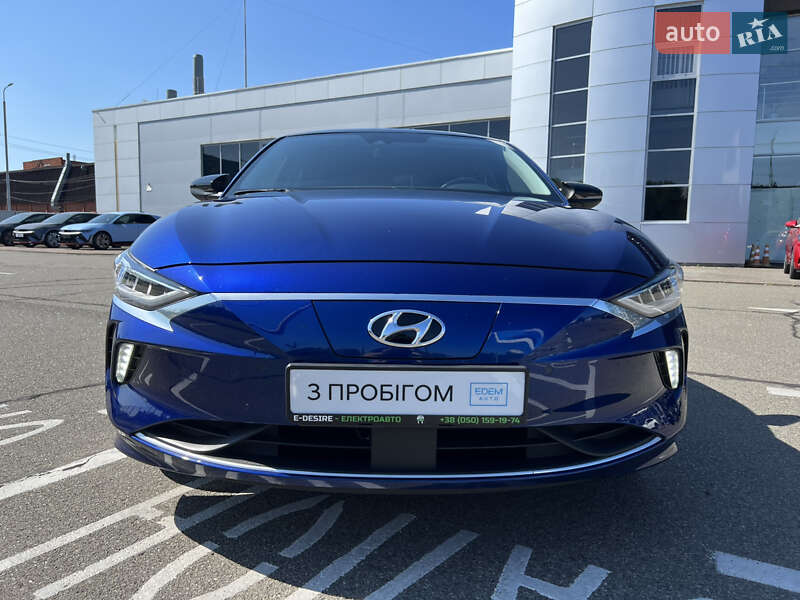 Седан Hyundai Lafesta EV 2020 в Киеве