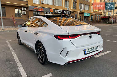 Фастбэк Hyundai Lafesta 2020 в 