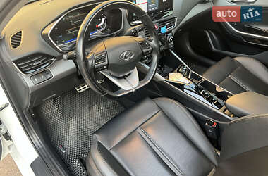 Фастбэк Hyundai Lafesta 2020 в 