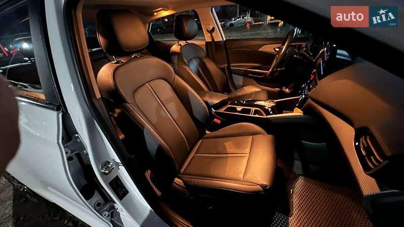 Фастбэк Hyundai Lafesta 2020 в Киеве фото 12 Фастбэк Hyundai Lafesta 2020 в Киеве