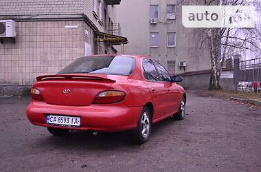 Седан Hyundai Lantra 1996 в Золотоноше