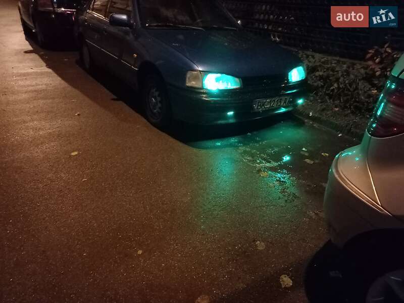 Седан Hyundai Lantra 1992 в Львове фото 4 Седан Hyundai Lantra 1992 в Львове