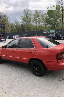 Седан Hyundai Lantra 1992 в Дрогобичі