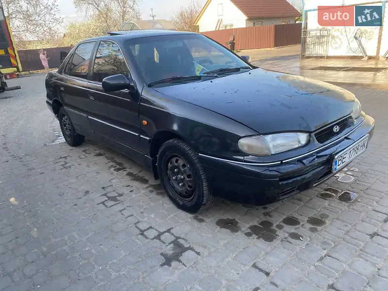 Hyundai Lantra 1994
