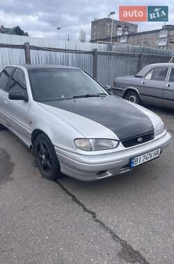 Седан Hyundai Lantra 1994 в Кременчуці