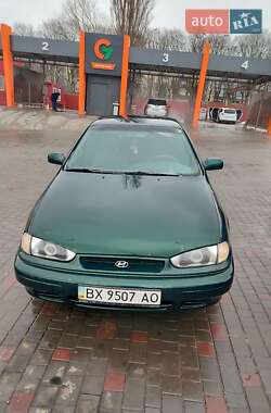 Седан Hyundai Lantra 1995 в Хмельницькому