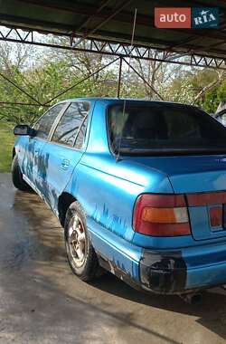 Седан Hyundai Lantra 1993 в Днепре