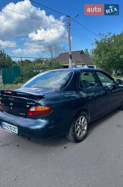 Седан Hyundai Lantra 1995 в 