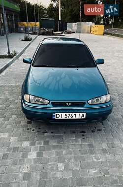 Седан Hyundai Lantra 1993 в 