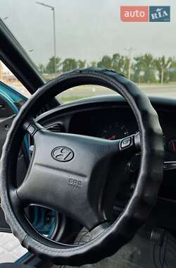 Седан Hyundai Lantra 1993 в 
