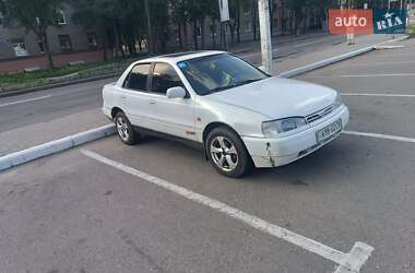 Седан Hyundai Lantra 1993 в Харькове
