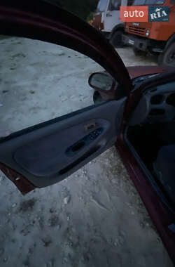 Седан Hyundai Lantra 1999 в 
