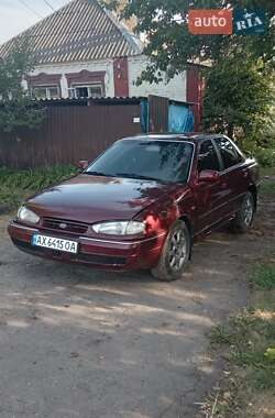 Седан Hyundai Lantra 1994 в Харькове