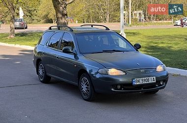 Универсал Hyundai Lantra 1996 в Ровно