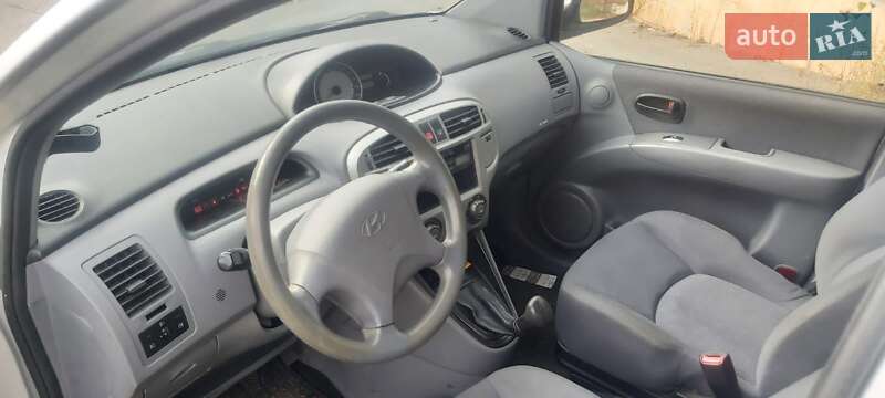 Минивэн Hyundai Matrix 2007 в Киеве