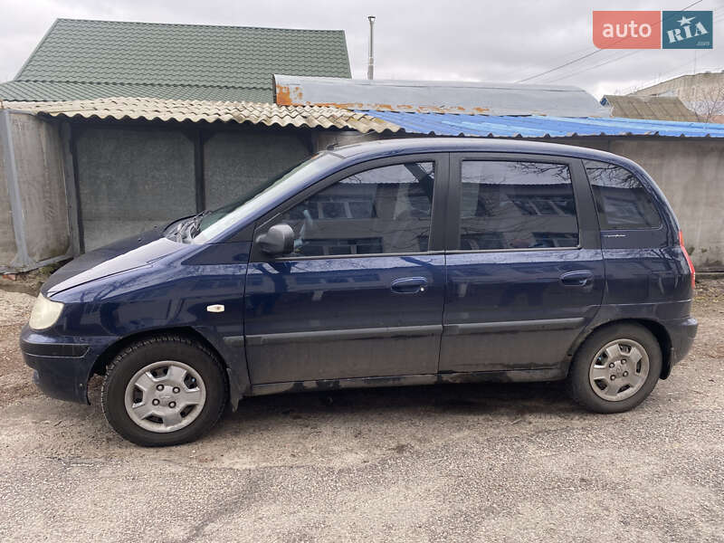 Минивэн Hyundai Matrix 2004 в Барышевке