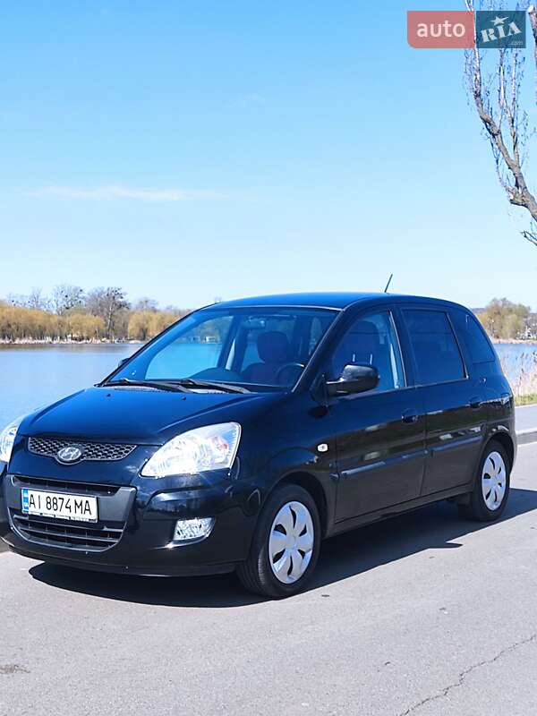 Минивэн Hyundai Matrix 2008 в 