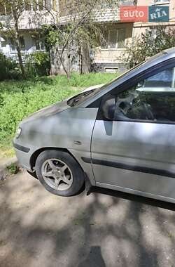 Минивэн Hyundai Matrix 2006 в 