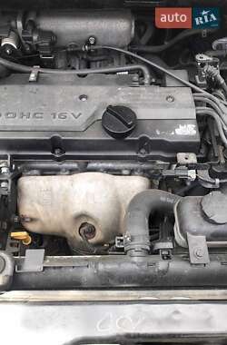 Минивэн Hyundai Matrix 2008 в 