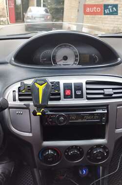 Мінівен Hyundai Matrix 2008 в 