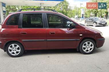 Минивэн Hyundai Matrix 2008 в 