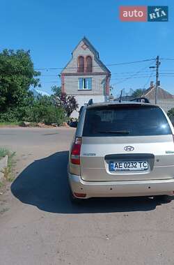 Минивэн Hyundai Matrix 2008 в 